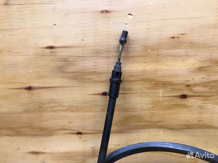 Трос ручника лев. зад. mazda axela