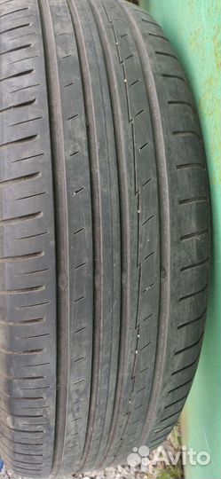 Yokohama BluEarth AE50 215/65 R17 99