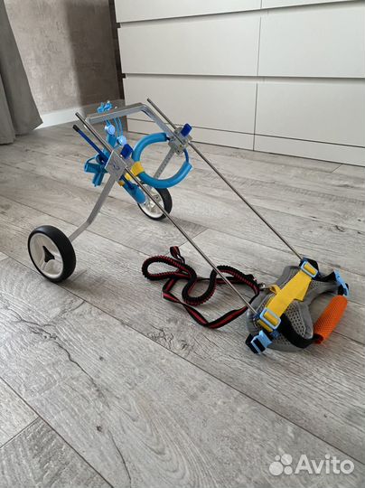 Инвалидная коляска для собак