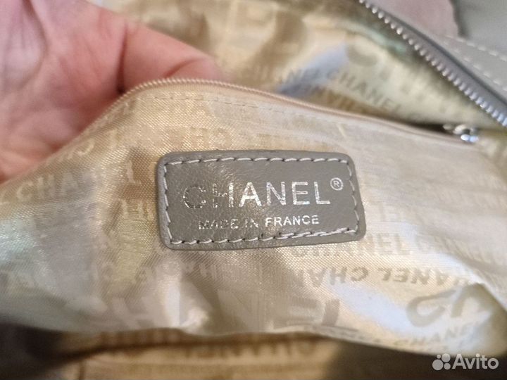 Кожаная сумка chanel