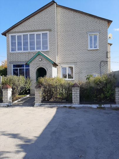 Дом 214 м² на участке 3 сот.