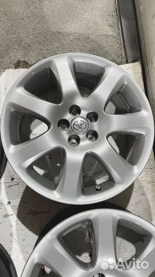 Оригинальное литьё Toyota R17 5 на 100