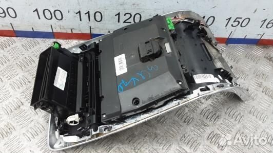Центральная консоль volvo V60 1 (3UK20I301)