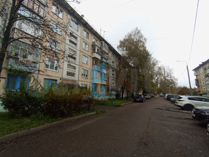 2-к. квартира, 42,7 м², 2/5 эт.
