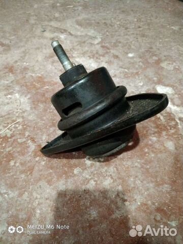 Правая подушка двигателя киа сид 2011г