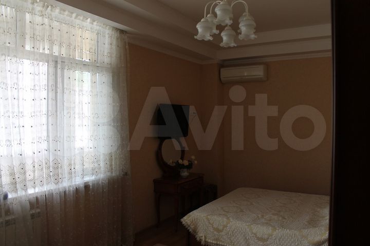 2-к. квартира, 71 м², 5/7 эт.