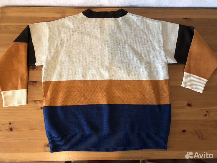 Теплая кофта с принтом