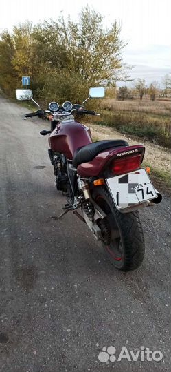 Honda CB 400 super four