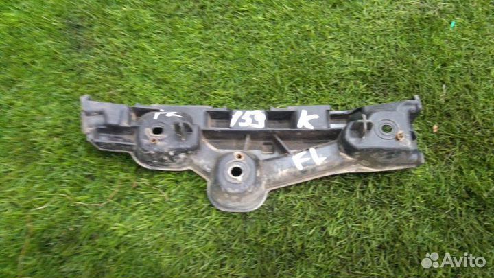 Кронштейн бампера передний левый Renault Logan 2