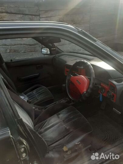 Тойота Карина по запчастям