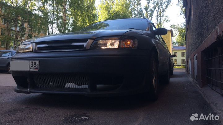 Реснички на фары для Toyota Corona 190