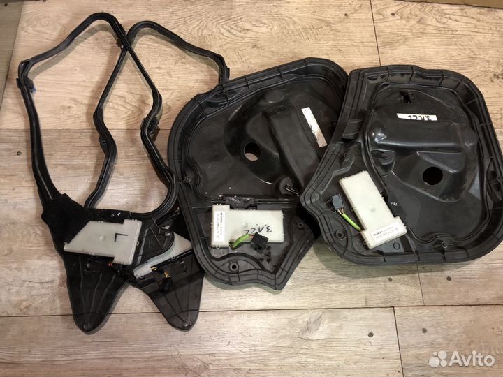 Антенный усилитель Mercedes Benz W215