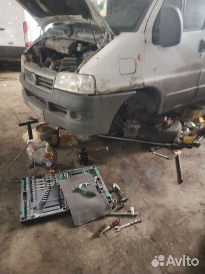 Ремонт легковых и грузовых автомобилей