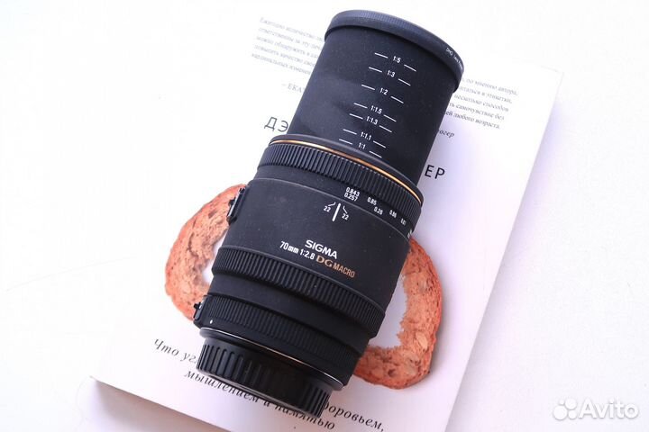 Объектив Sigma 70mm f2.8 DG Macro + фильтр