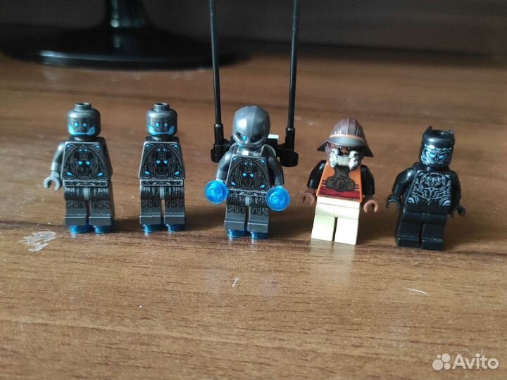 Lego минифигурки оригинал