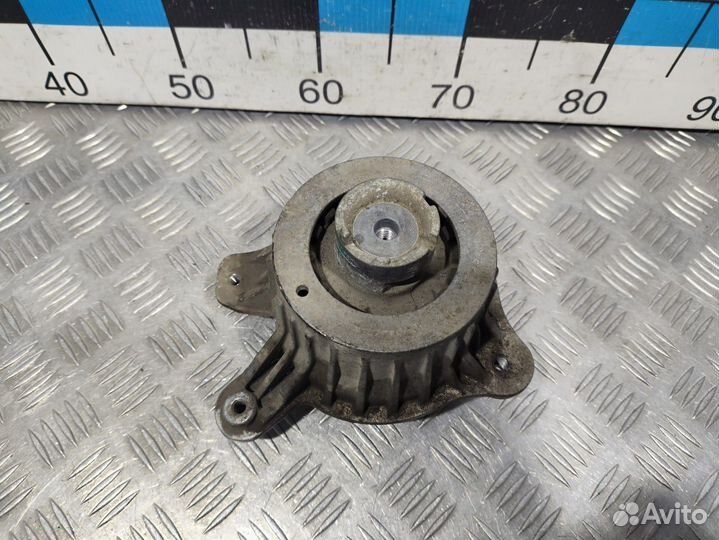 Б/У Опора двигателя левая Mercedes#001