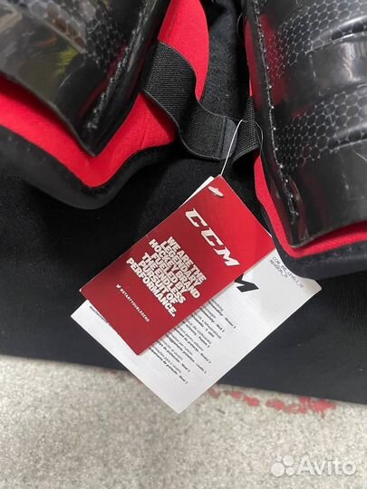 Новые хоккейные щитки CCM RBZ JR