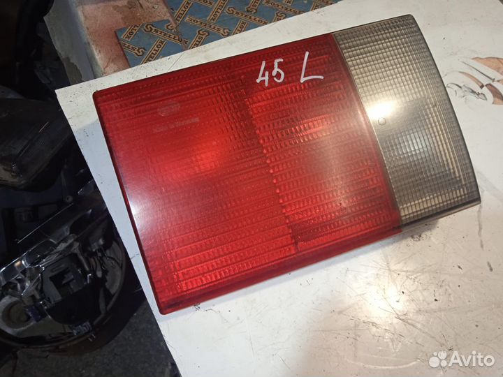 Фонарь внутренний левый ауди 100(45)