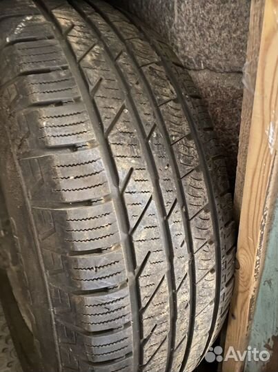 R16 Continental ContiCrossContact LX 265/70, PCD 5x100 DIA 472