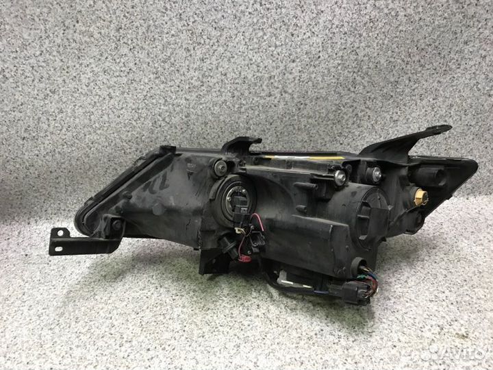 Фара правая Mitsubishi Outlander Xl 2007