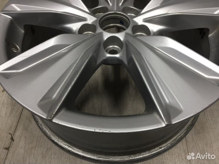 Диск R17 Lexus UX