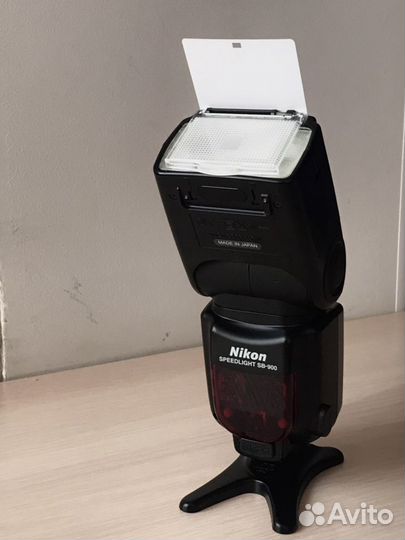Фотовспышка Nikon SB-900