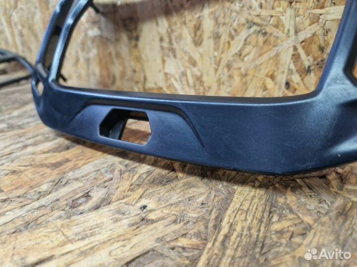 Консоль центральная LADA Vesta универсал 1.6 2019