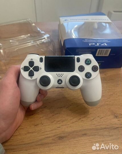 Джойстик геймпад ps4 dualshock v2 (на гарантии)
