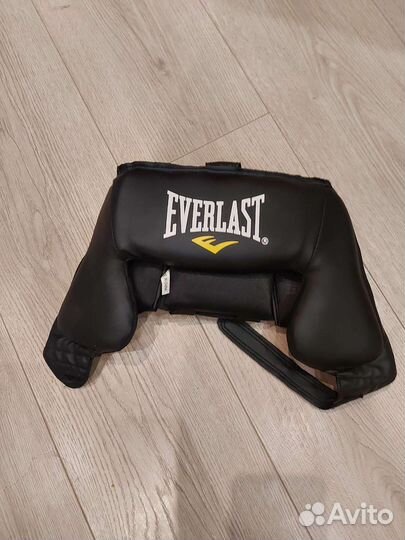 Шлем для единоборств