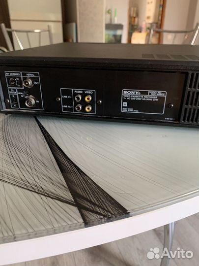 Видеомагнитофон sony
