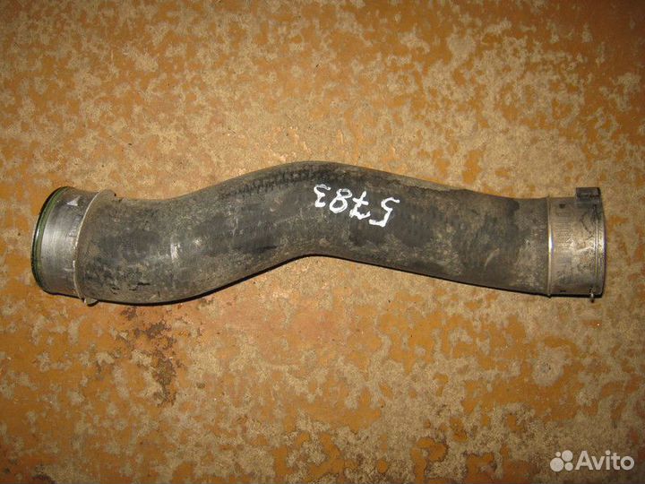 Патрубок интеркулера BMW X3 E83