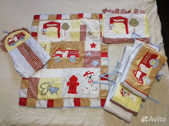 Бортики в кроватку