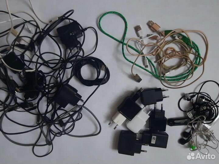 Чехлы,телефоны,защ.стекло,зарядки,наушники