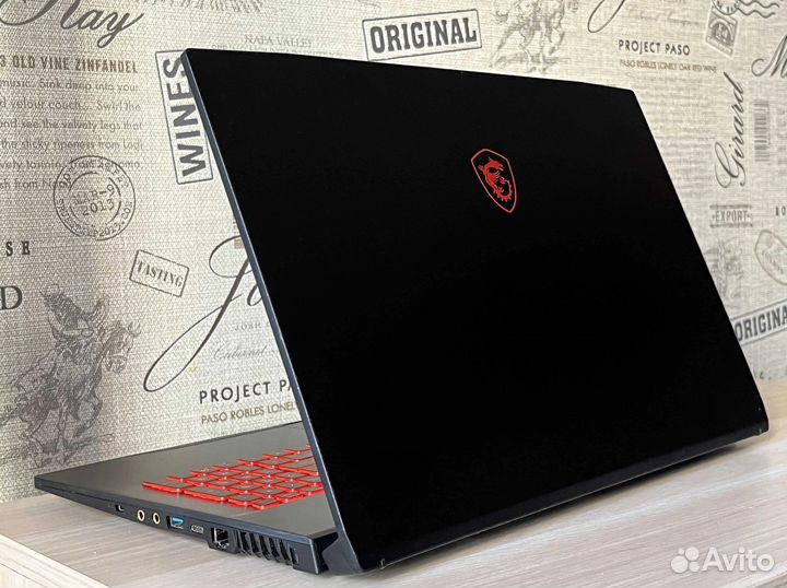 17.3 144Hz MSI в идеале i5-10500H, RTX 3050