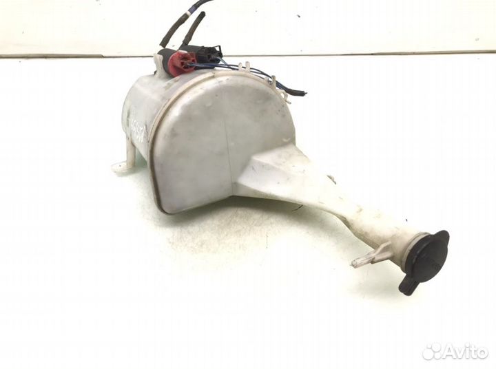 Бачок омывателя Toyota Yaris P1 1.3 I 2004