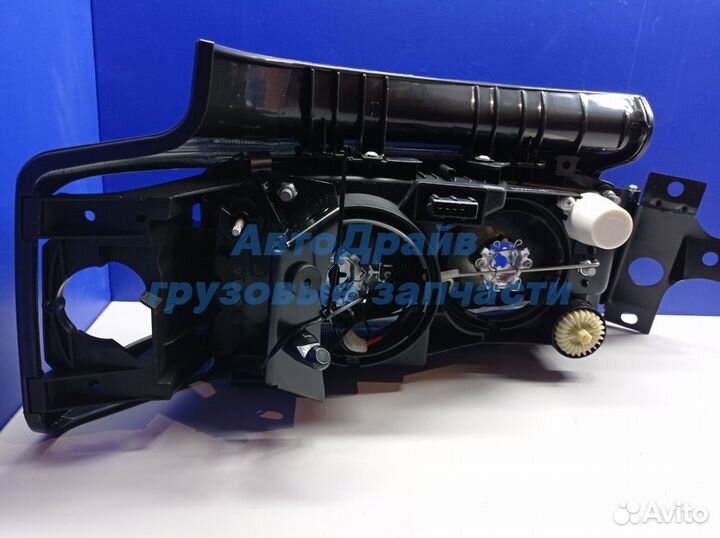 Фара левая Рено Премиум с электрорегулировкой