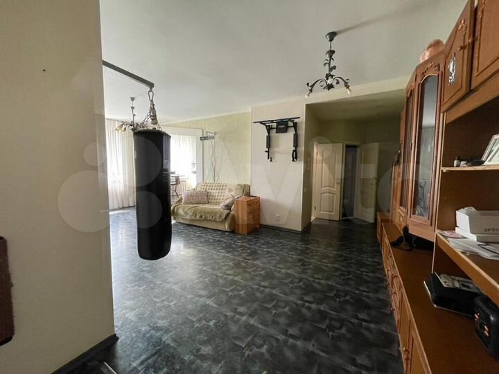 3-к. квартира, 81,4 м², 4/5 эт.