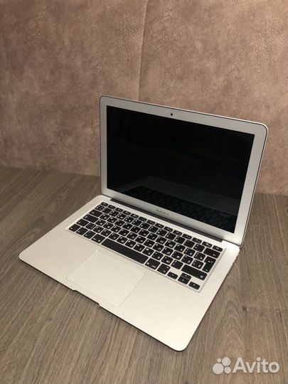 Macbook Air 13 2015 (a1466) i7/8gb/256gb