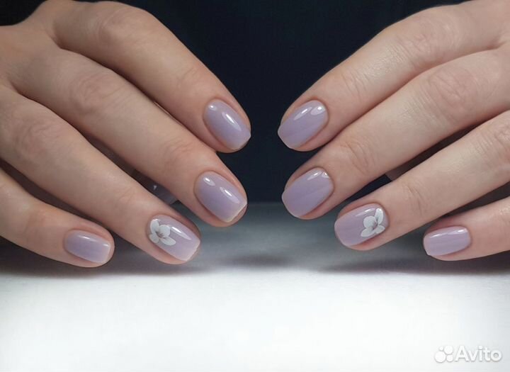 Маникюр с покрытием гель-лаком