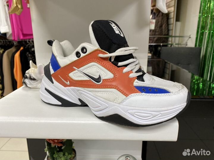 Кроссовки Nike