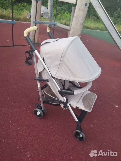Коляска прогулочная