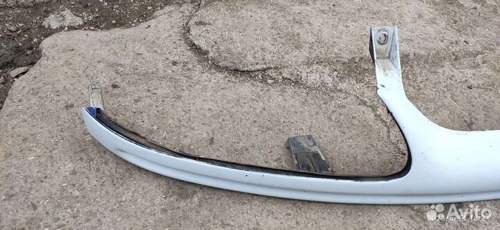 Решетка радиатора Рено лагуна 1