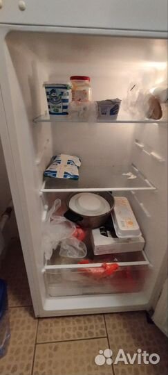 Холодильник бу dexp