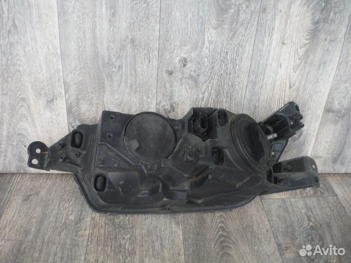 Фара правая №39 Citroen C4 Picasso 2 2015