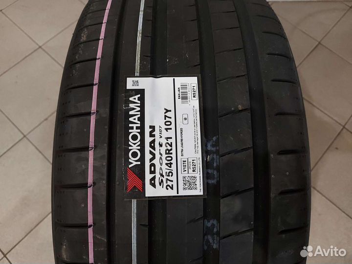 Yokohama Advan Sport V107 275/40 R21 и 315/35 R21