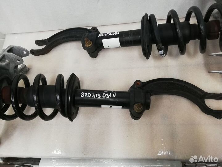 Амортизационная стойка Ауди Q5