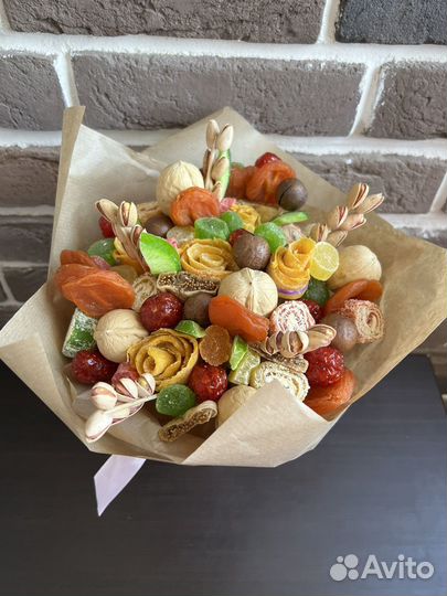 Букет из сухофруктов