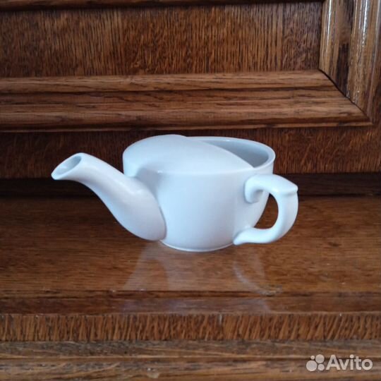 Поильник медицинский