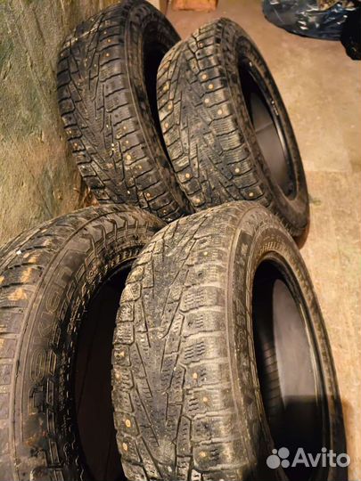 Nokian Tyres Hakkapeliitta 7 SUV 225/65 R17