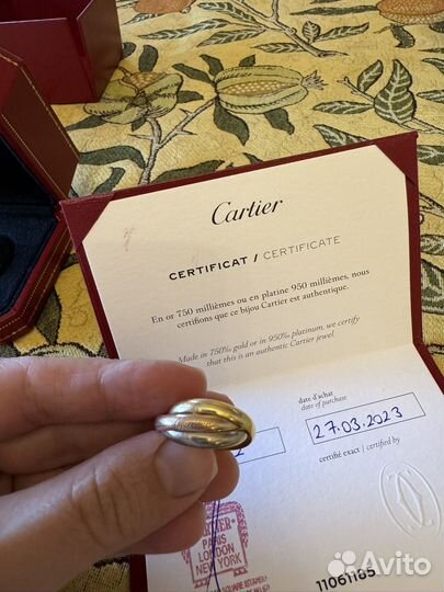 Кольцо Cartier classic trinity